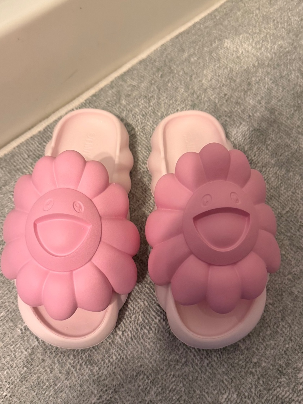 Pink Murakami flower slides